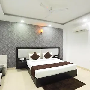 Hotel Fabhotel Airport Zone Olive Near Igi Airport, New Delhi